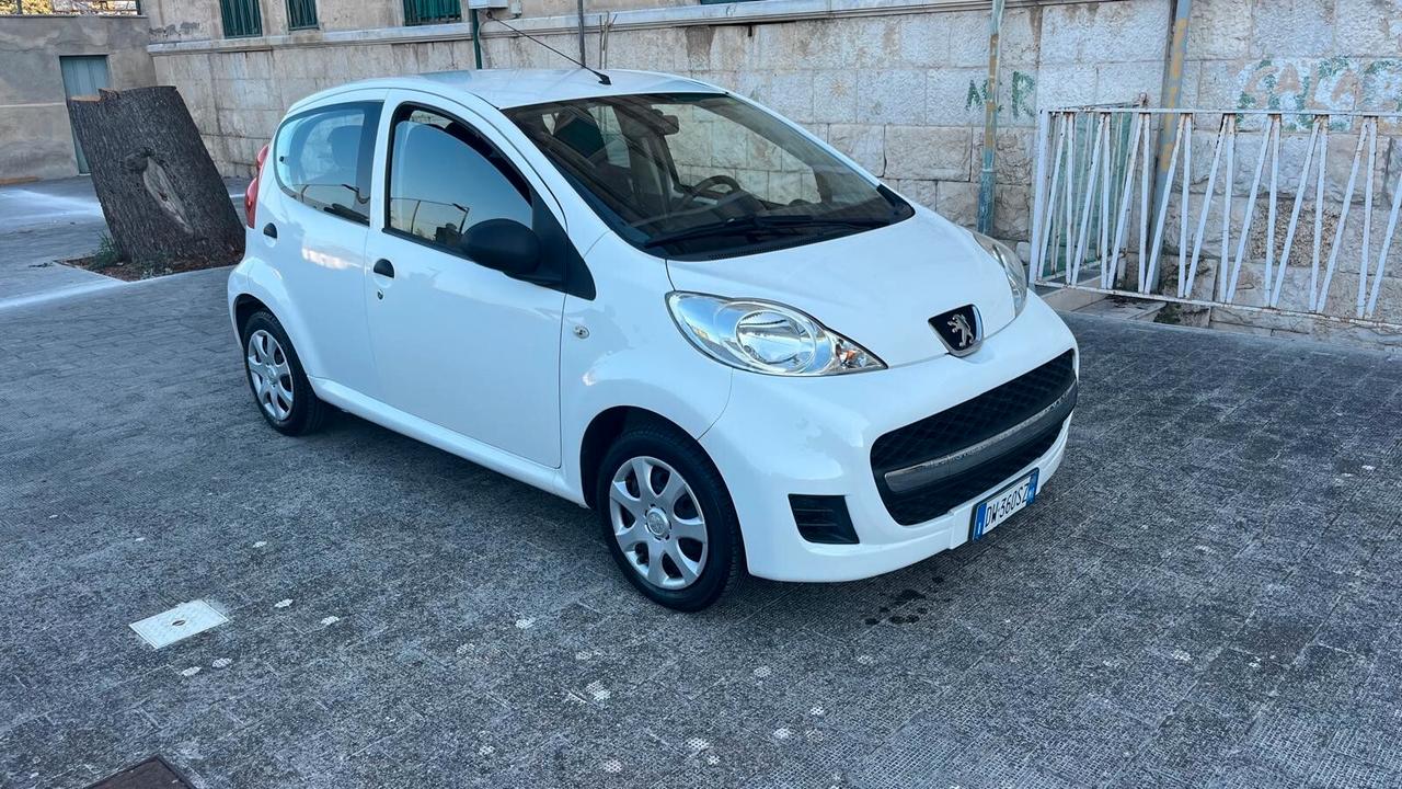 Peugeot 107 1.0 68CV 5p. Plaisir Km 52.000
