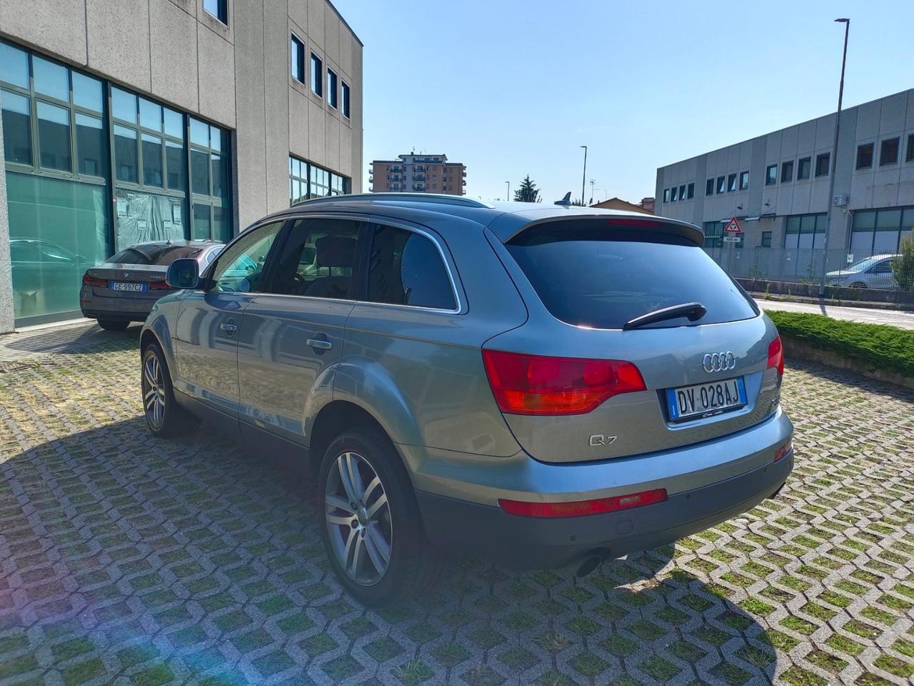 Audi Q7 3.0 V6 TDI 240 CV quattro tiptronic Advanced*Navi*Xenon*Pelle