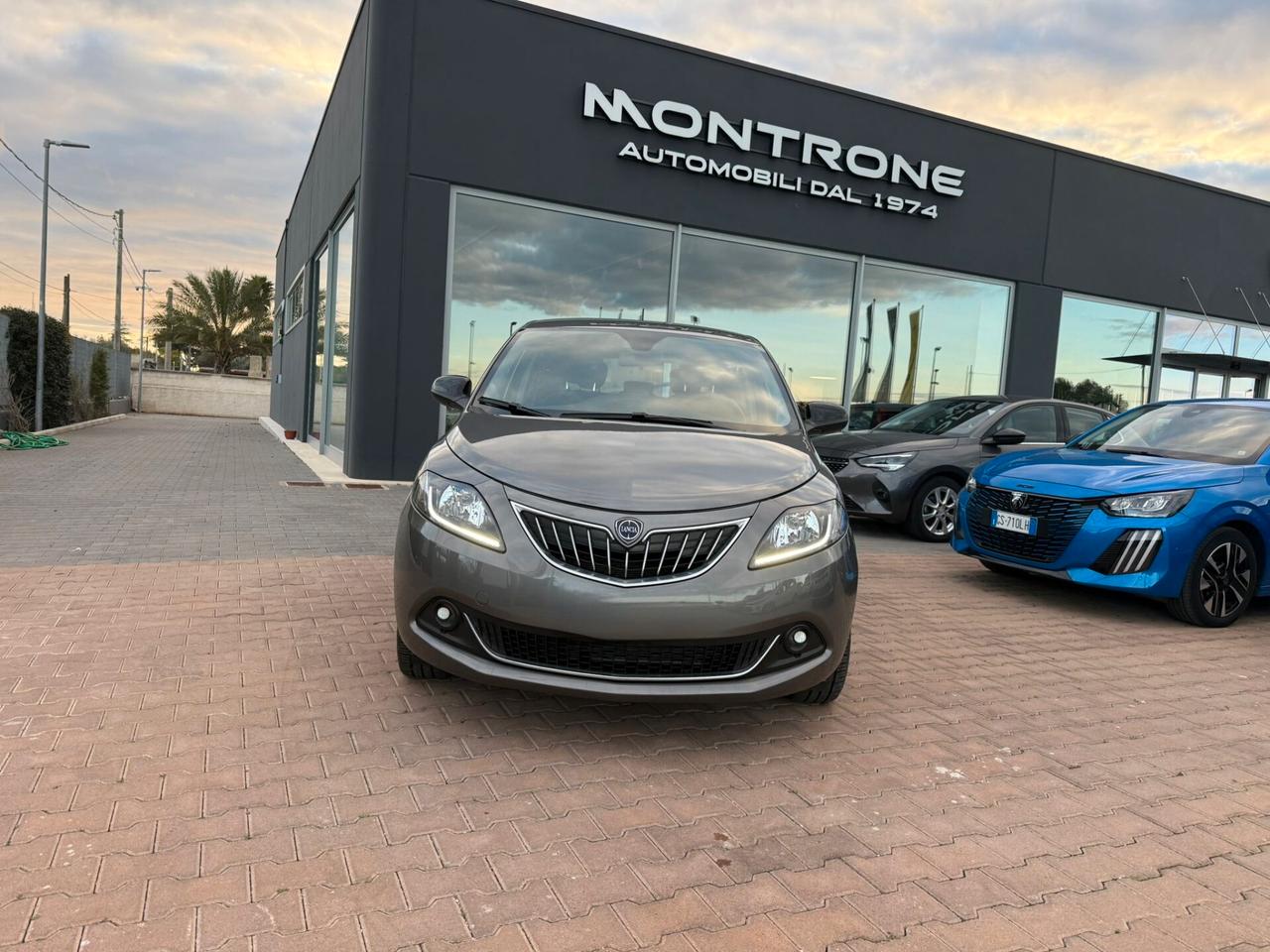 Lancia Ypsilon 1.0 FireFly 5 porte S&S Hybrid Platino