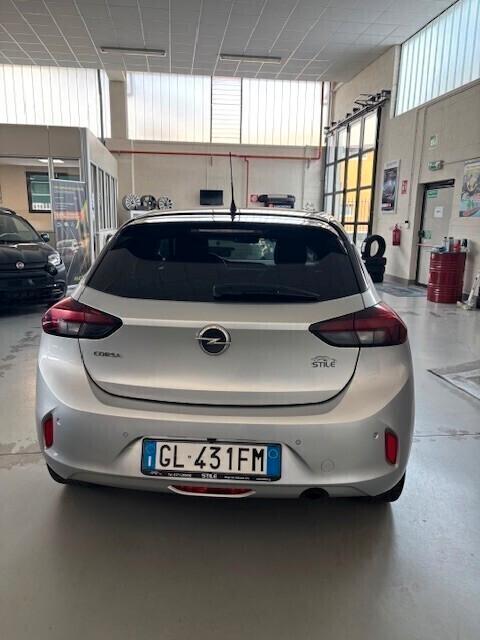 Opel Corsa 1.5 100 CV HDI Design & Tech