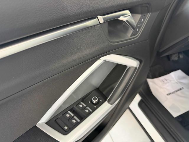 AUDI Q3 SPB 35 TDI S tronic Business Plus