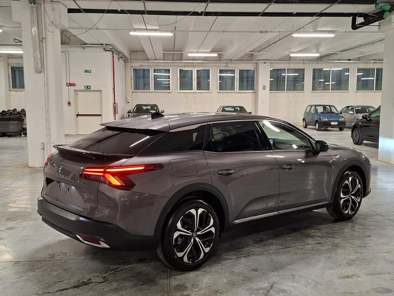 Citroen C5 X 1.2 mhev Hybrid Plus e-DCS6 Km. 0