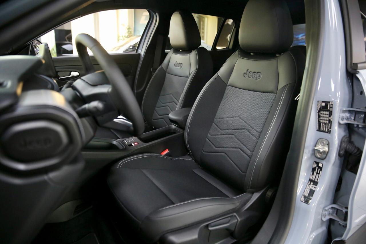 Jeep Avenger 1.2 Turbo 110 cv MHEV Black Edition DTC_NUOVA KM0
