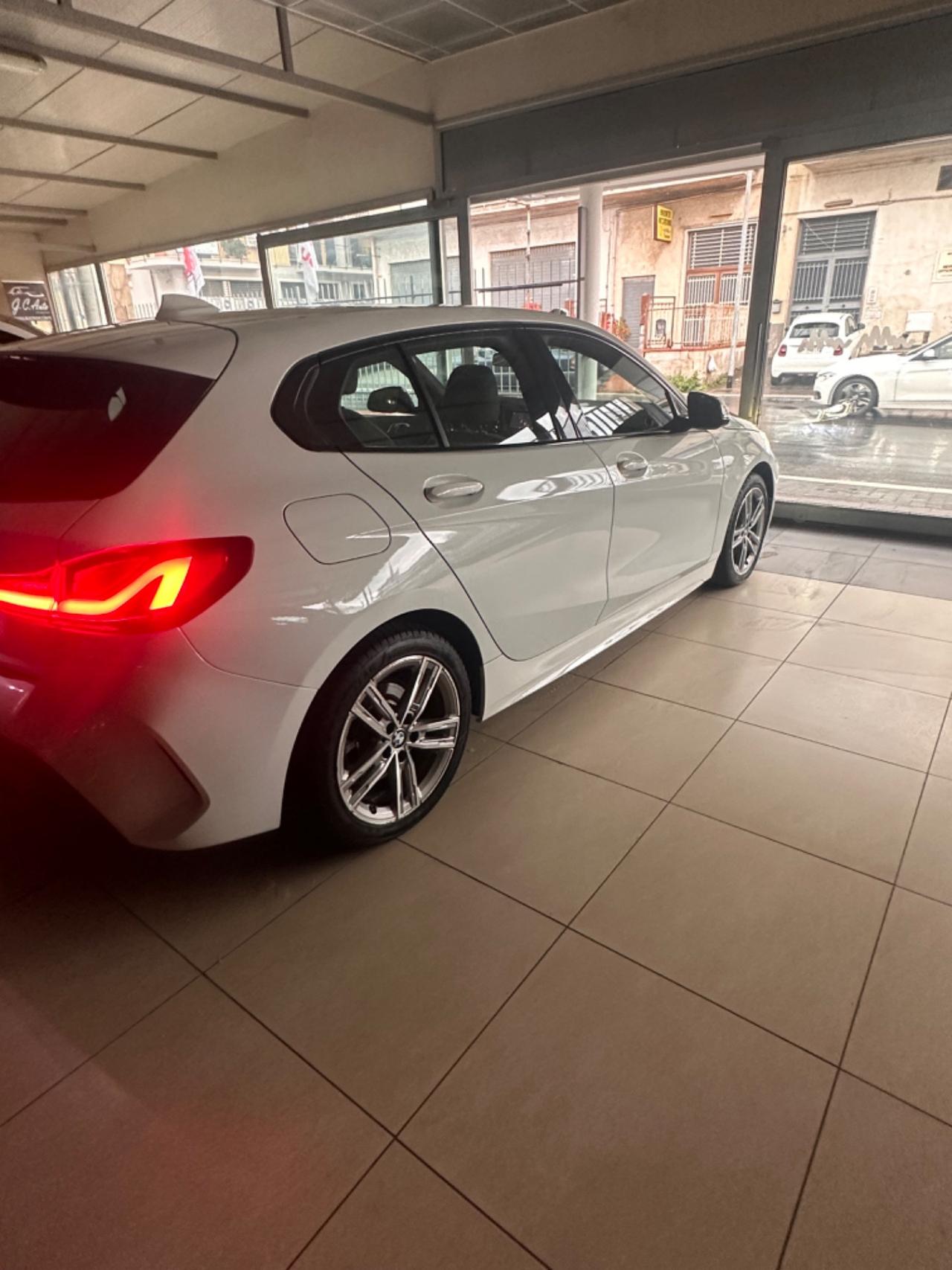 Bmw 116 116d 5p. Msport Exterior 2022 KM90.000