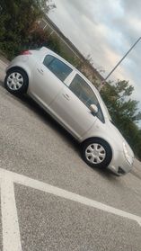 Opel Corsa 1.4 16V 5 porte Cosmo
