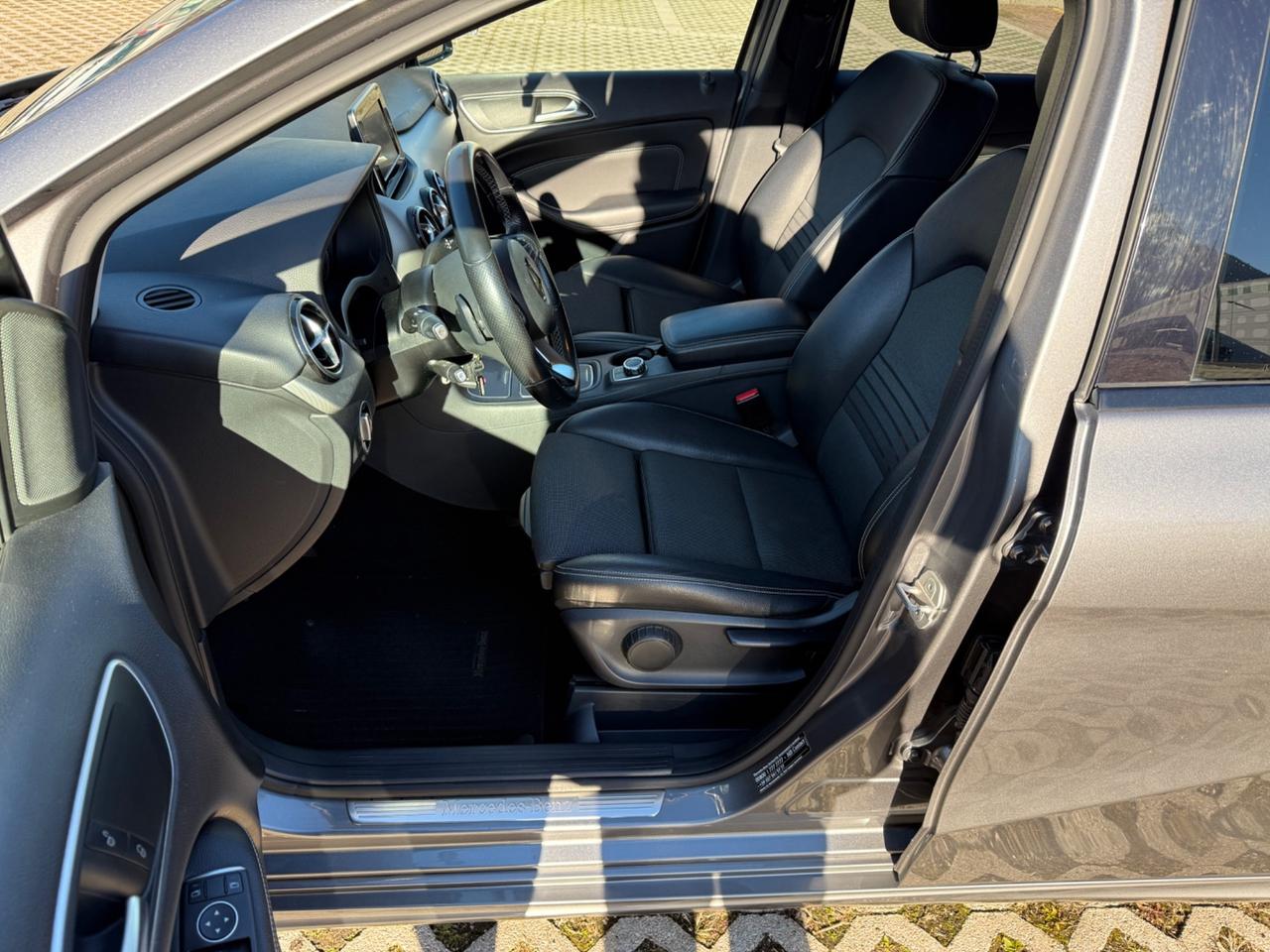 Mercedes B 200 d 136cv Motore 2.200cmc Mercedes