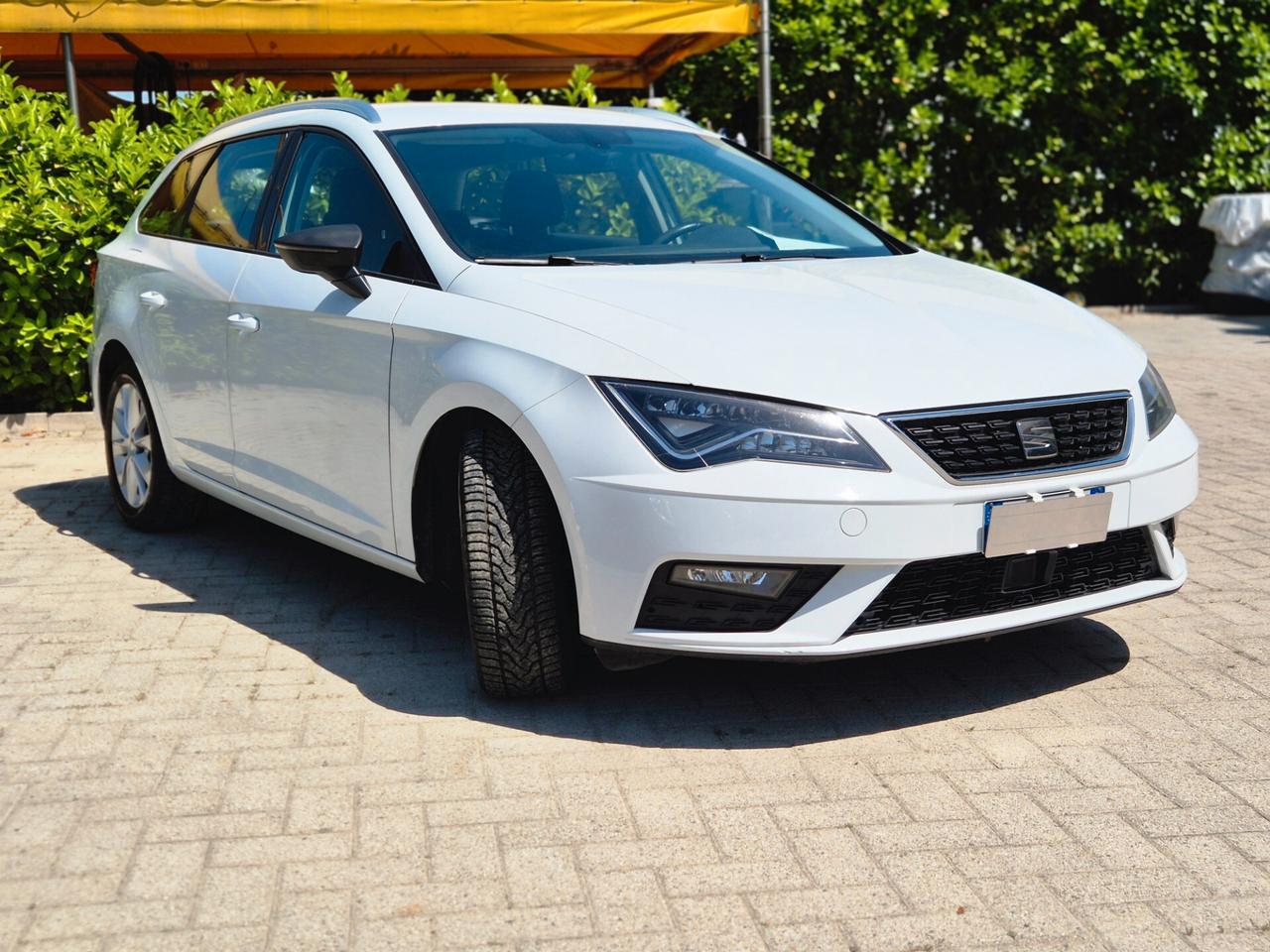 Seat Leon 1.4 TGI DSG ST Business /metano valido fino2030