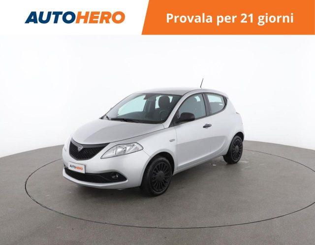 LANCIA Ypsilon 1.0 FireFly 5 porte S&S Hybrid Ecochic Silver