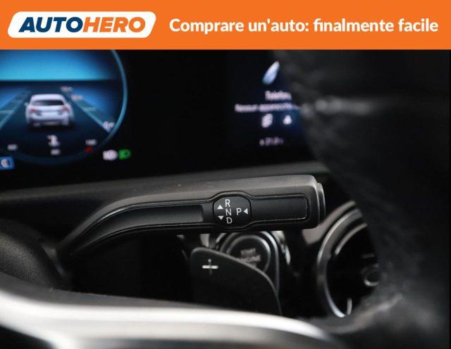 MERCEDES-BENZ A 200 d Automatic Premium