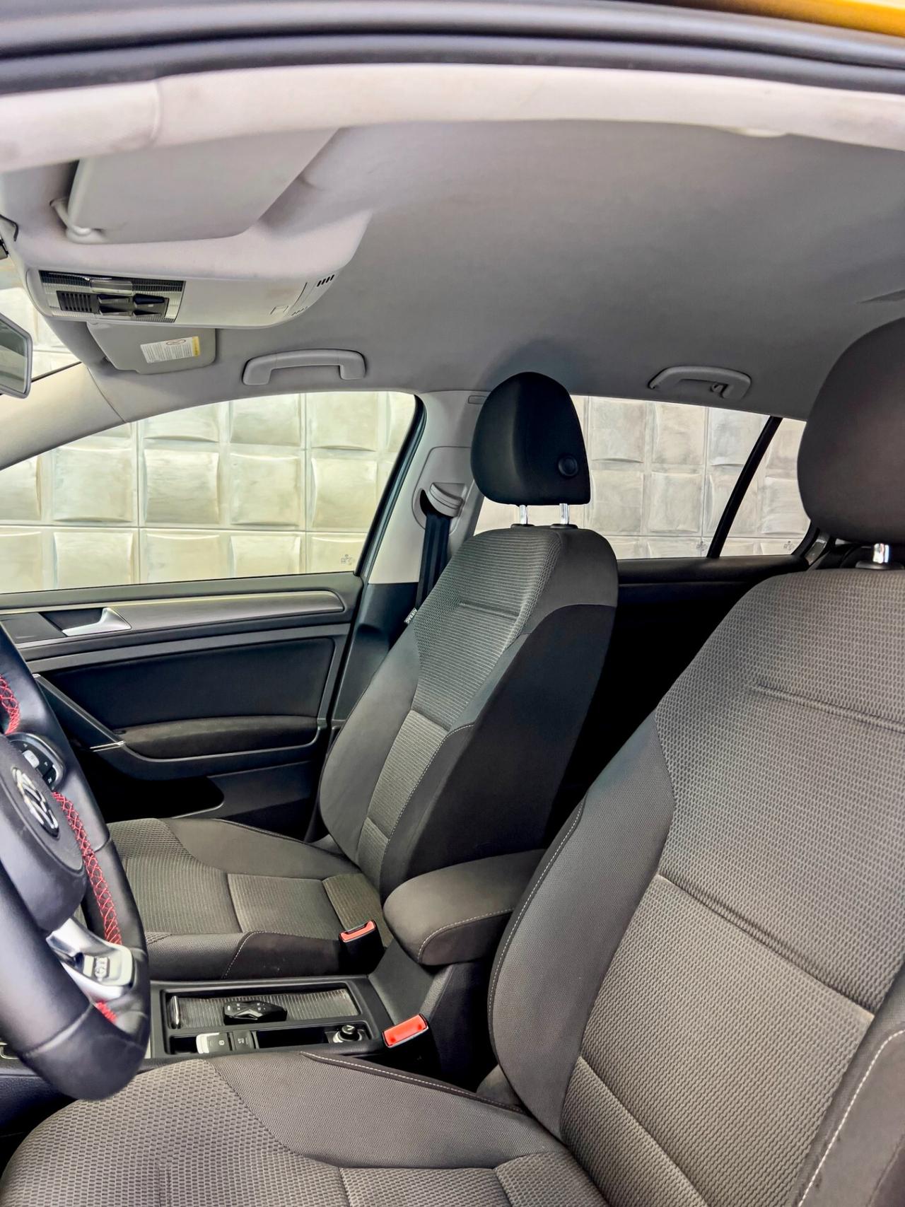 Volkswagen Golf 1.2 TSI 105 CV 5p. Comfortline BlueMotion Technology