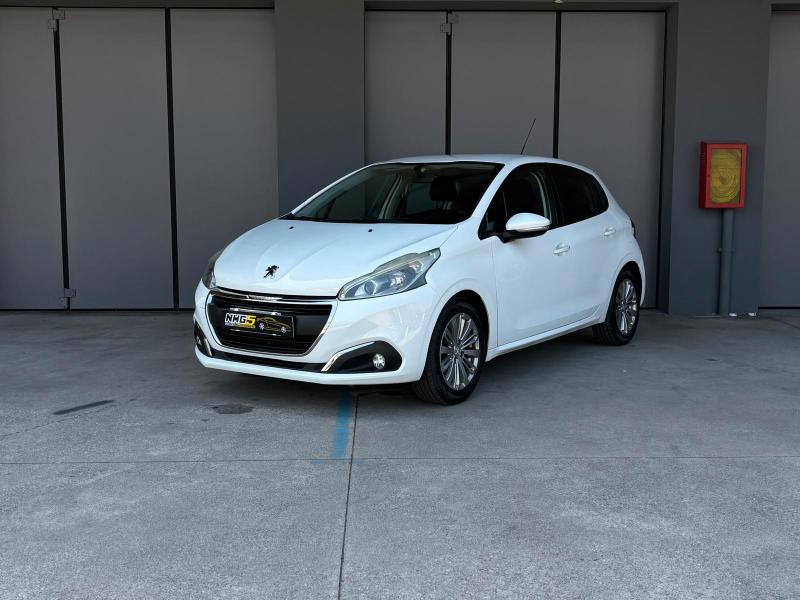 Peugeot 208 5 Porte 208 5p 1.2 puretech Active 82cv