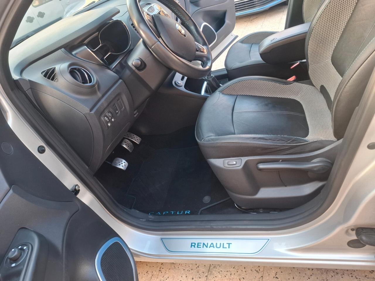 Renault Captur - 1.2 TCe Ave