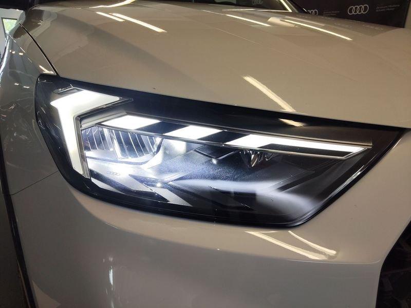 Audi A1 A1 allstreet 30 1.0 tfsi Identity Contrast 116cv s tronic