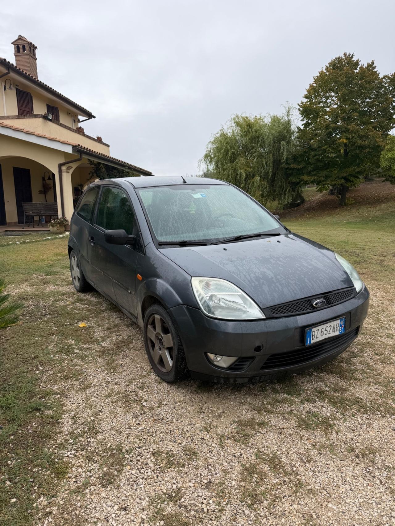 Ford Fiesta 1.2 16V 3p. Ambiente
