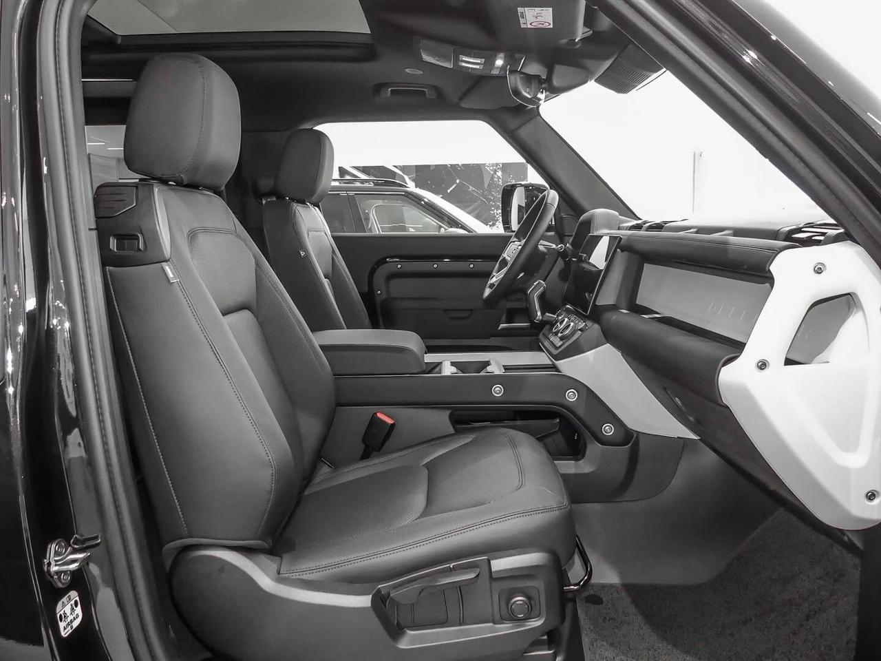 Land Rover Defender 110 3.0D I6 200 CV AWD Auto S