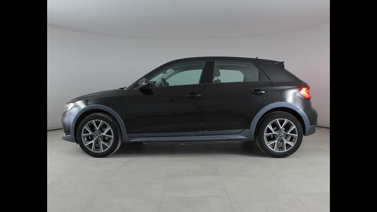 AUDI A1 II 2019 Citycarver - A1 Citycarver 30 1.0 tfsi Admired 11
