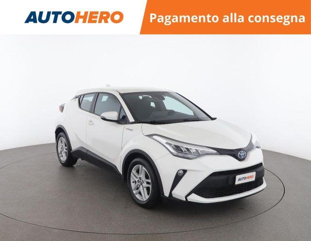 TOYOTA C-HR 1.8 Hybrid E-CVT Business