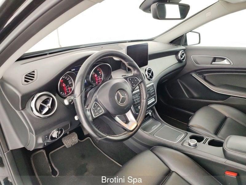 Mercedes-Benz GLA 200 d Automatic 4Matic Premium