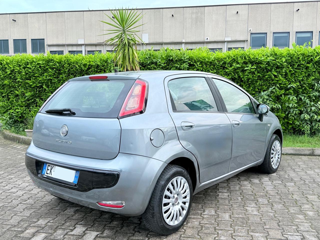 Fiat Punto Evo 1.2 69CV 5Porte Neopatentati