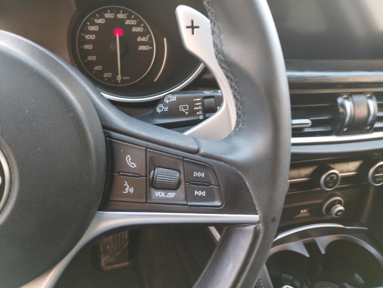 Alfa Romeo Stelvio 2.2 Turbodiesel 210 CV AT8 Q4 Business
