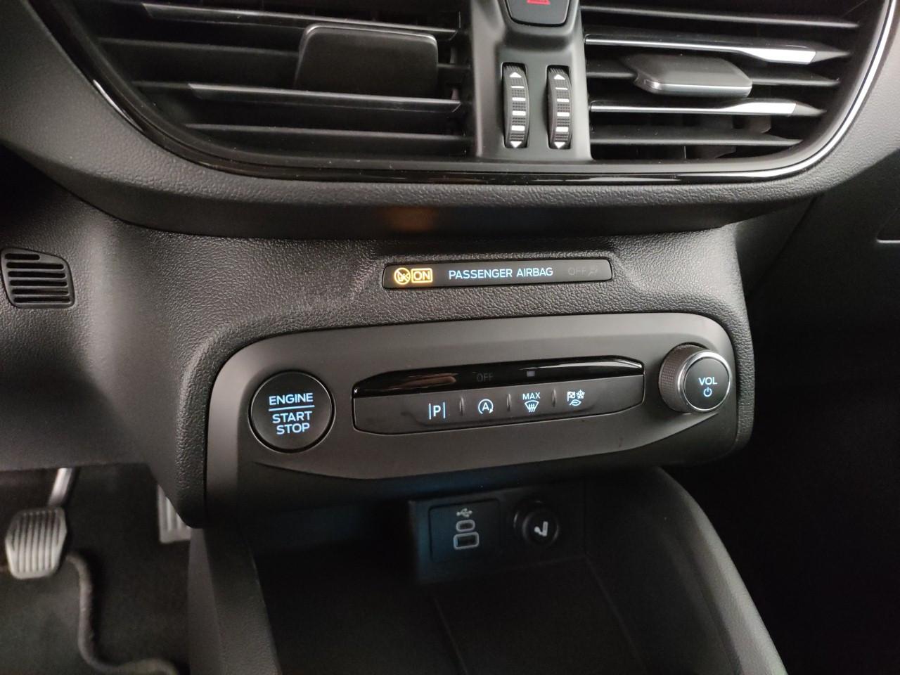 FORD Focus V 2022 - Focus 1.0t ecoboost h ST-Line 125cv