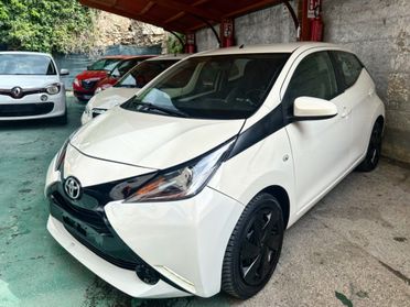 Toyota Aygo 1.0 VVT-i 69 CV 5 porte x-clusiv GARANZIA