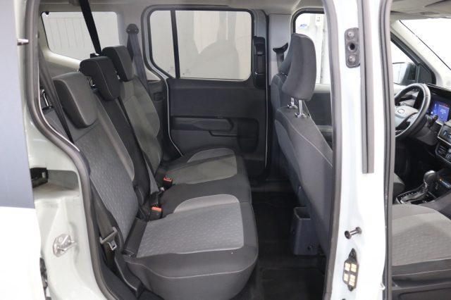 FORD Tourneo Courier 1.0 EcoBoost Powershift Titanium