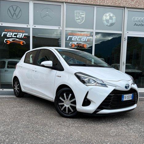 Toyota Yaris 1.5 Hybrid 5 porte Cool