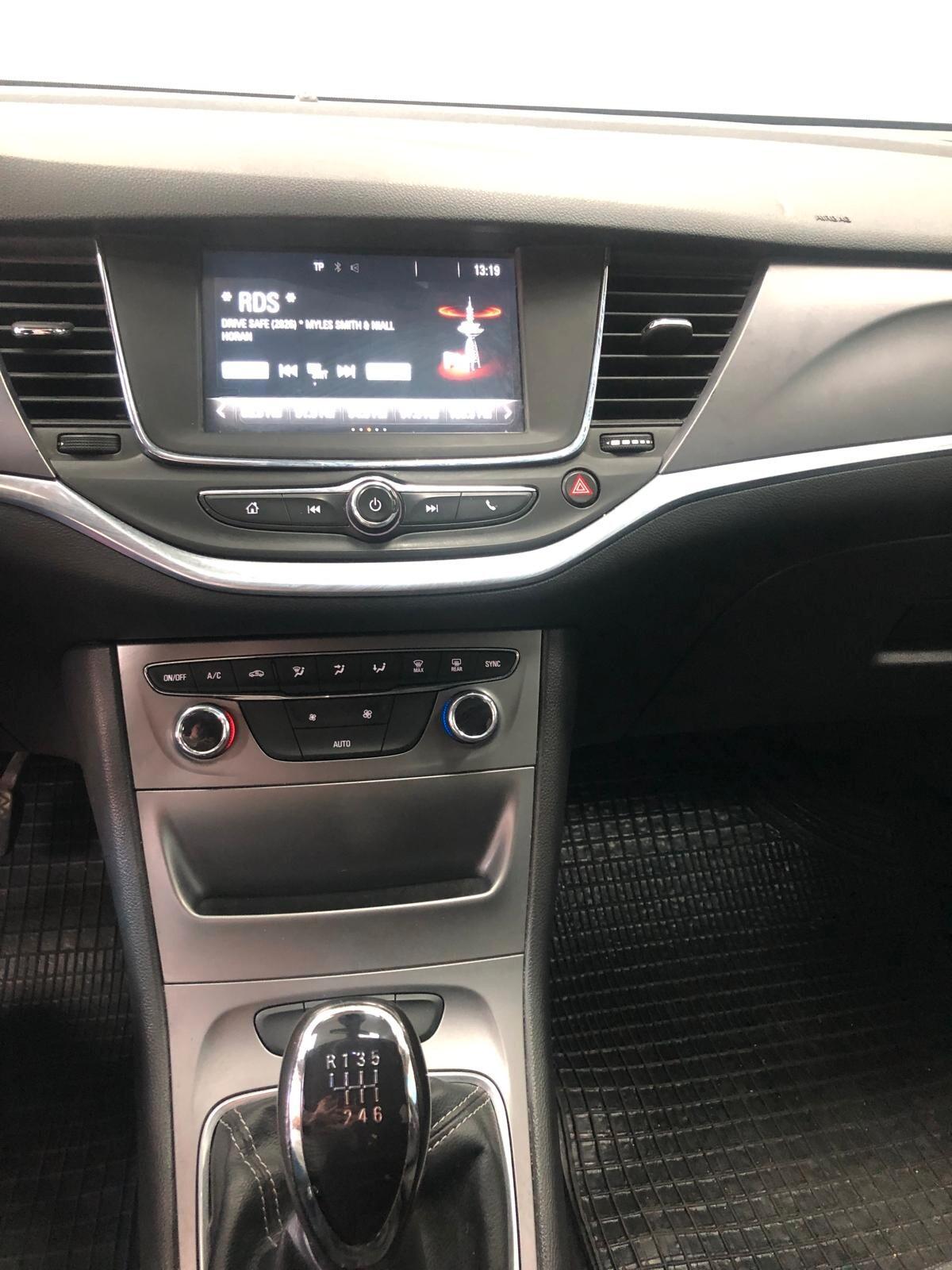 Opel Astra 1.5 Turbo Diesel 130 CV AT8 Edition