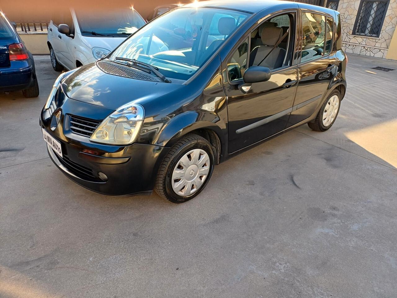 Renault Modus 1.5 dCi 85CV Dynamique