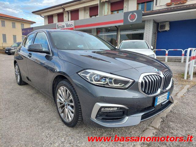 BMW 118 i 5p. Luxury PELLE TOTALE / NEOPATENTATI