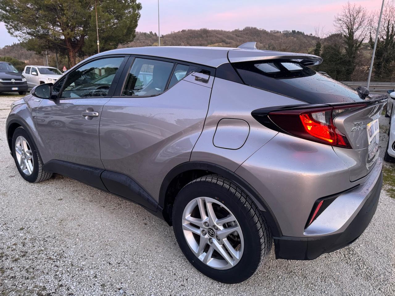 Toyota C-HR 1.8 Hybrid 122Cv E-CVT Business