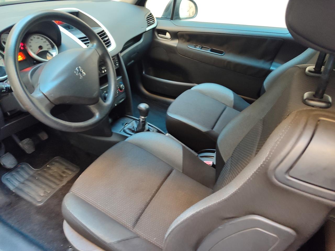 Peugeot 207 1.4 8V 75CV 3p. Energie Sport ECO GPL