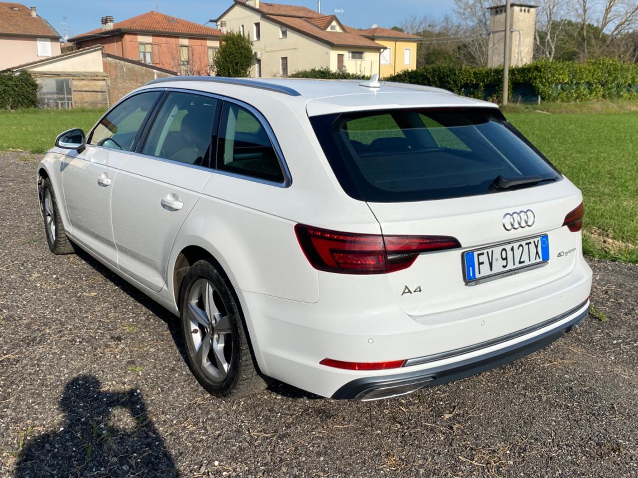 Audi A4 Avant 40 g-tron S tronic Business Sport