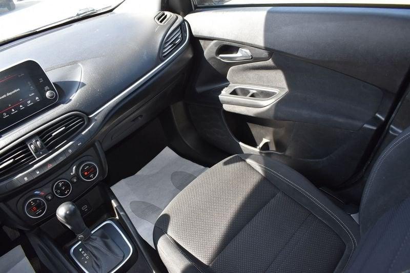 FIAT Tipo 1.6 Mjt S&S DCT SW Lounge