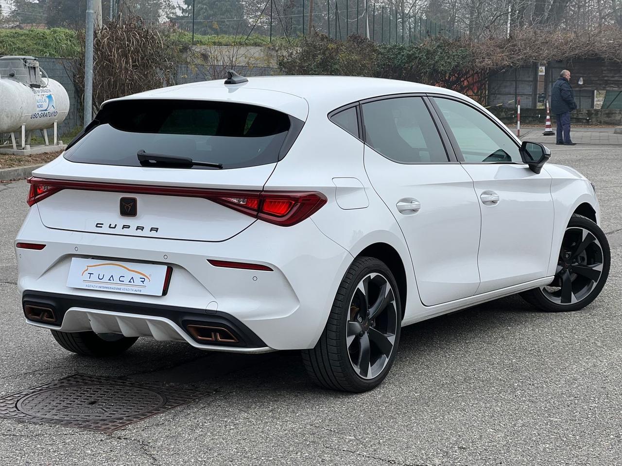 Cupra Leon Carbon 1.4 e-HYBRID PHEV