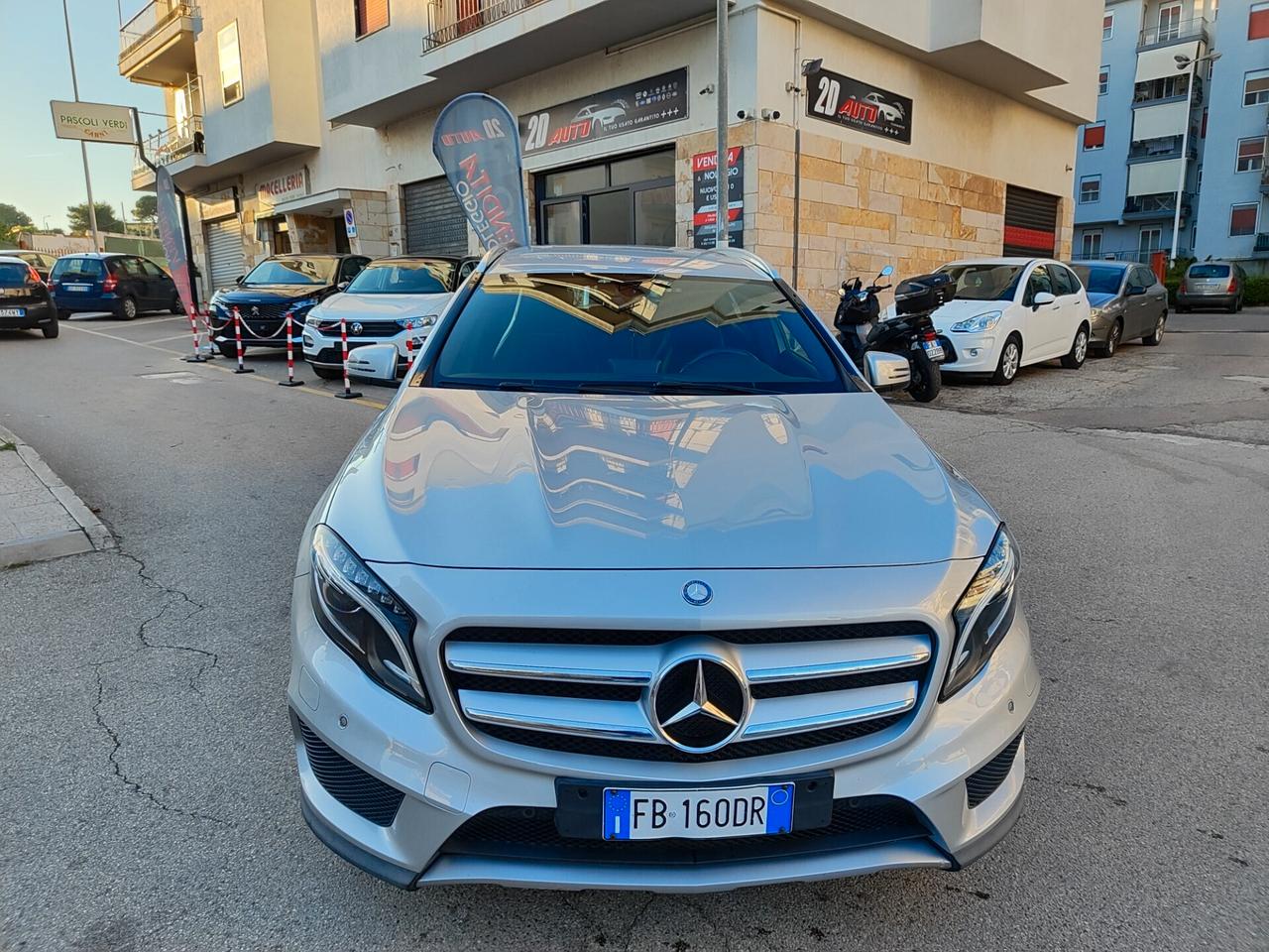 Mercedes-benz GLA 180 Sport AMG * Navi * Full * AMG * Garantita 12 Mesi