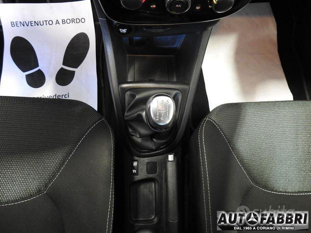 RENAULT - Clio - 1.2 75 CV 5p. Life 5p-Climat-Usb-