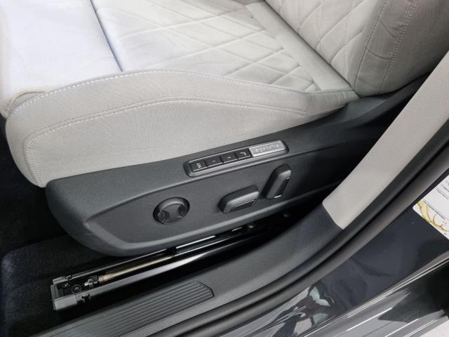 VOLKSWAGEN Golf 1.4 TSI eHYBRID 204 CV DSG Style