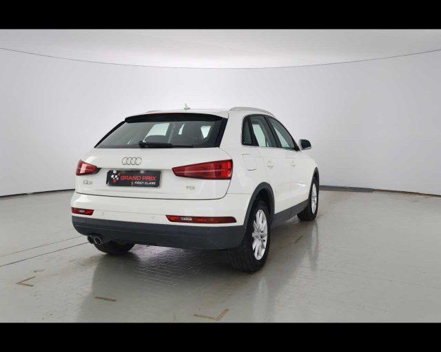 AUDI Q3 2.0 TDI 120 CV Business