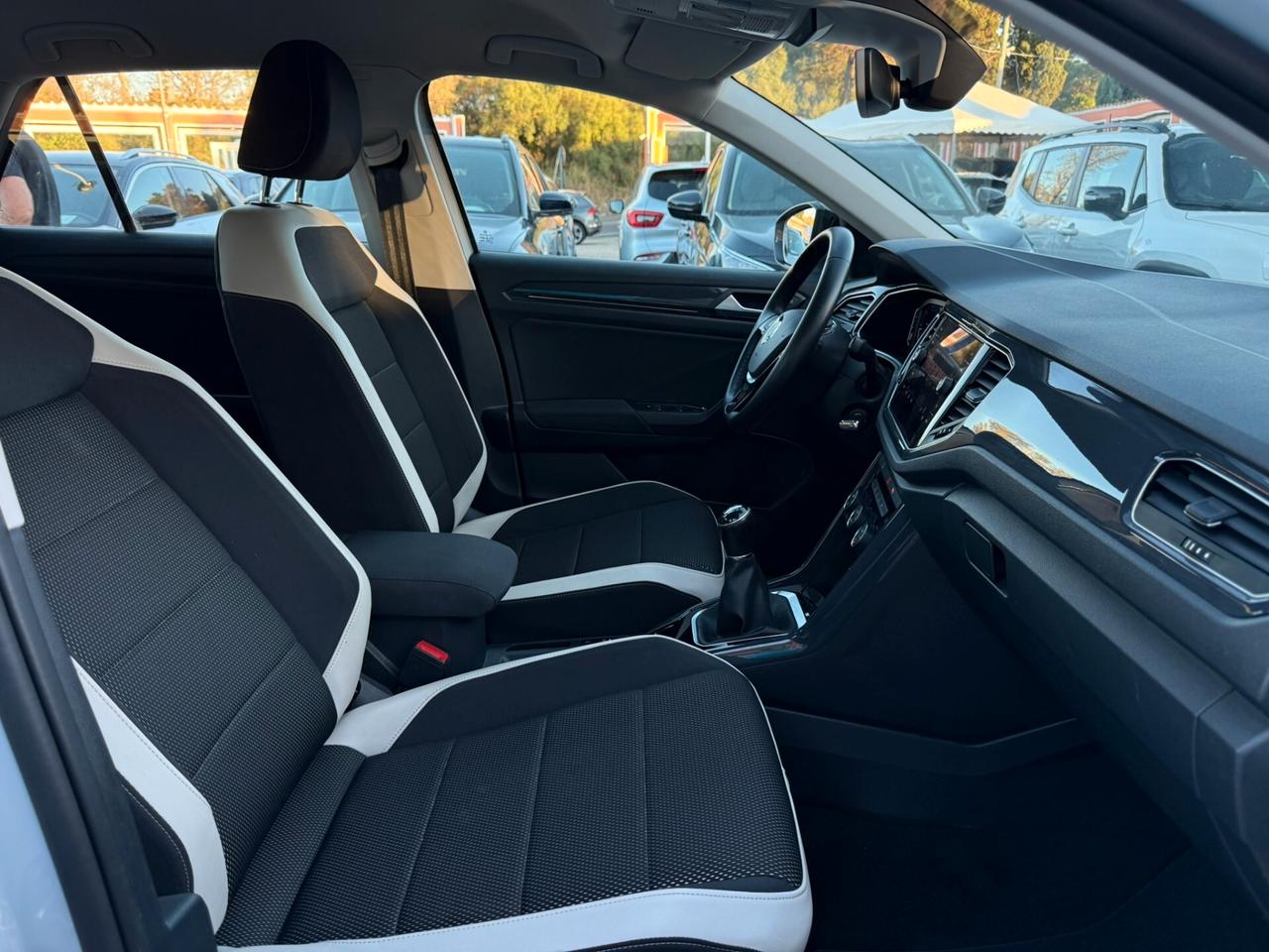 Volkswagen T-Roc 1.6 TDI 116CV Advanced - 2020