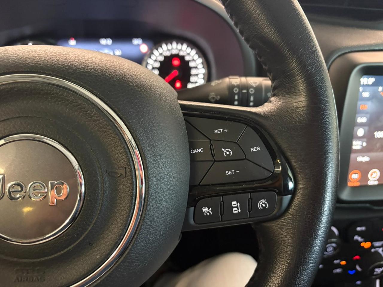 Jeep Renegade 1.6 Mjt 120 cv Night Eagle