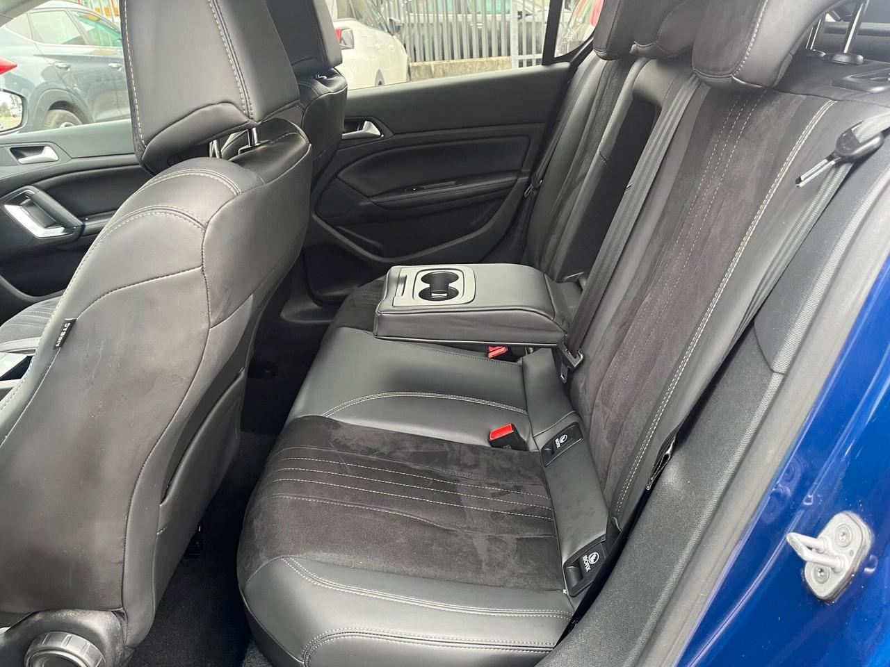 Peugeot 308 BlueHDi 120 S&S Allure