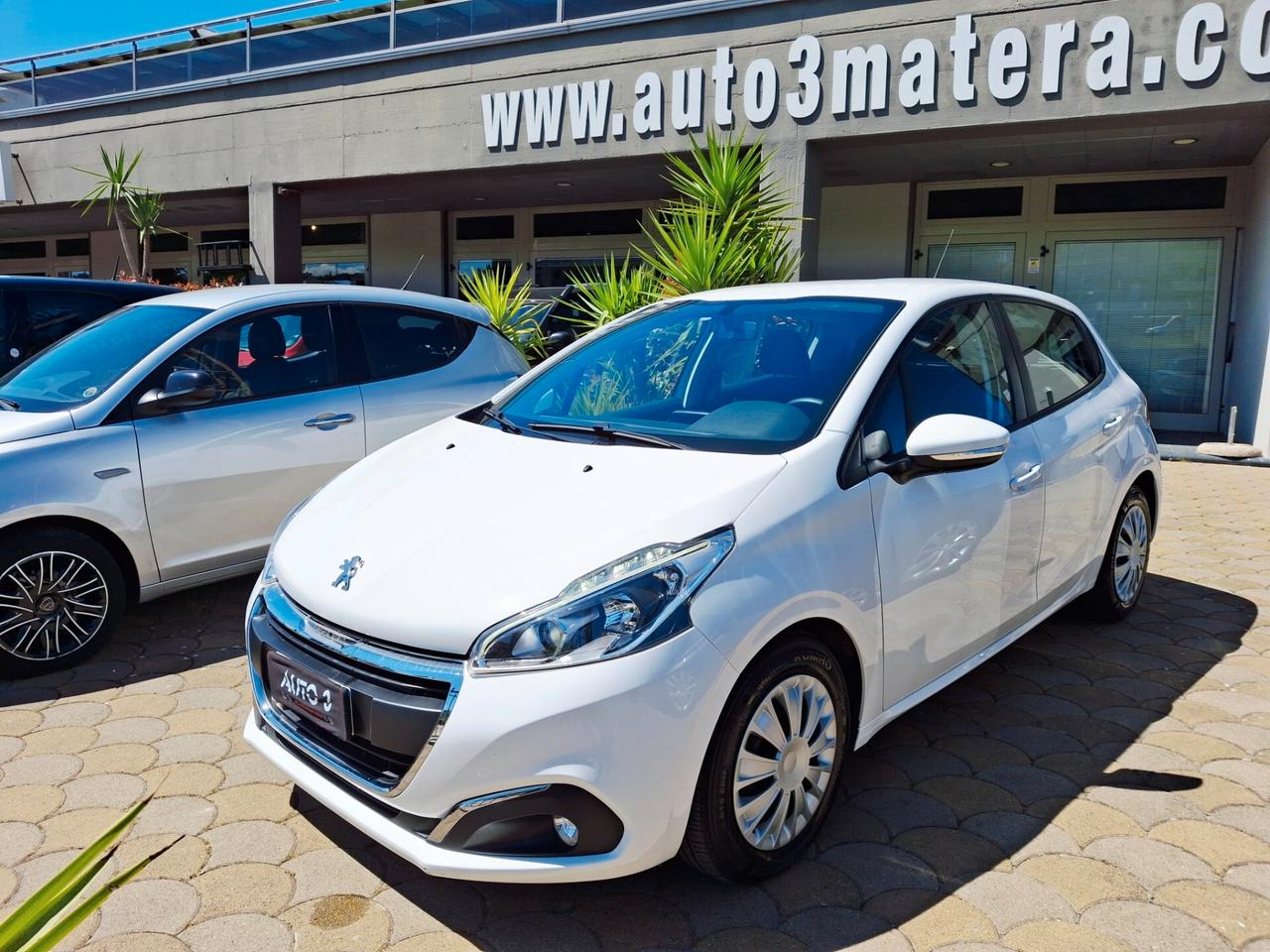 Peugeot 208 BlueHDi 75 S&S 5 porte Active