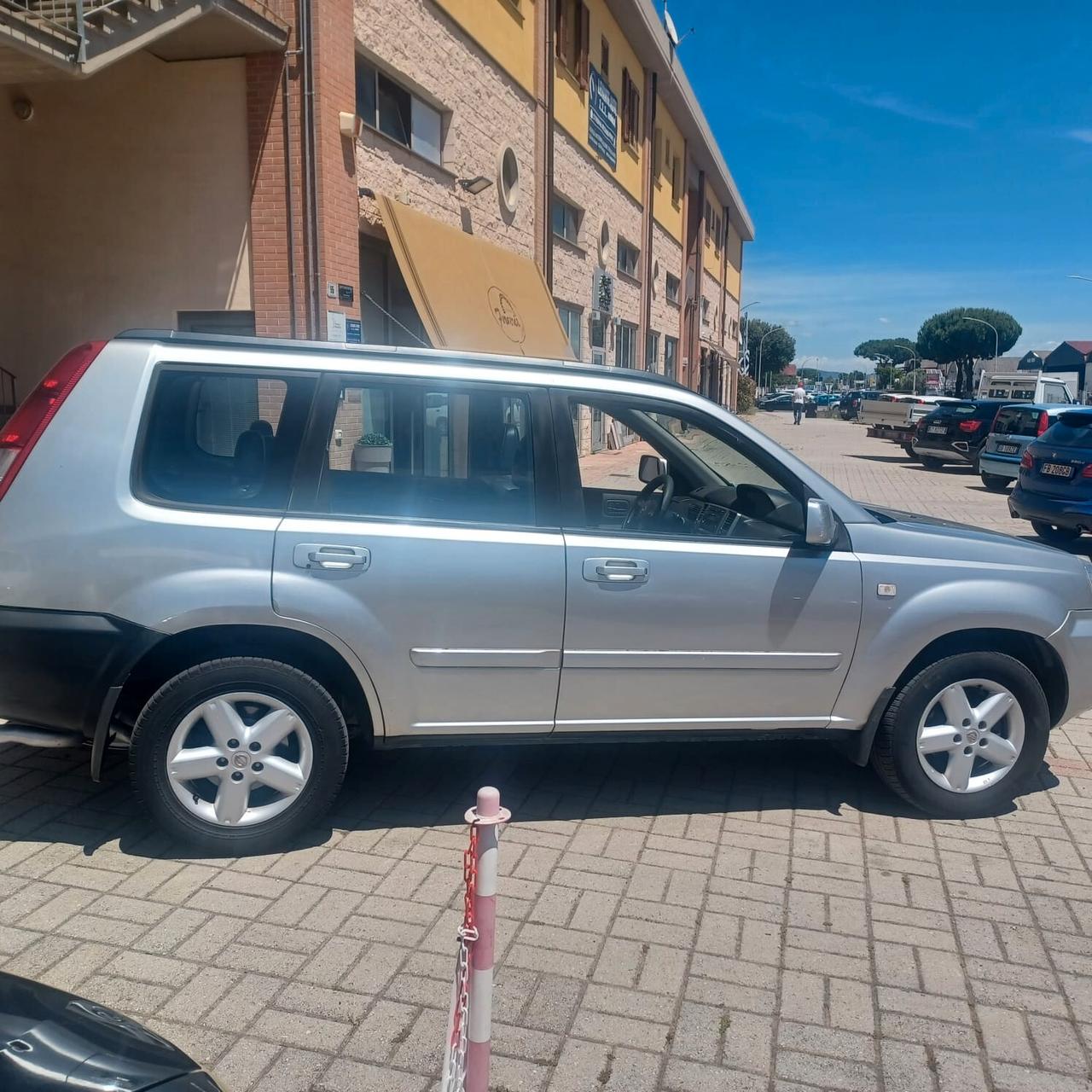 4X4 TETTO PANORAMICO X-TRAIL 2.0 BUONE CONDIZIONI