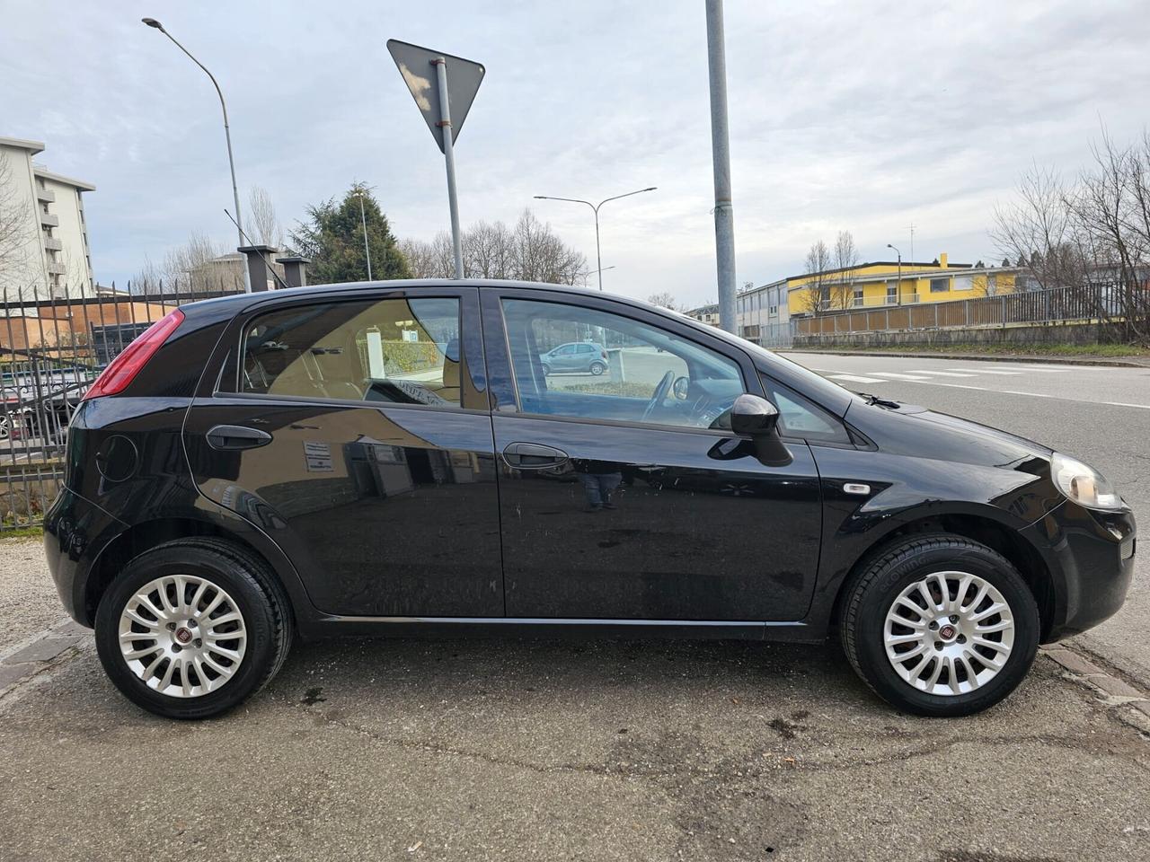 Fiat Punto 1.4 8v 77cv Street*Metano*Clima*Euro6*Unipro*