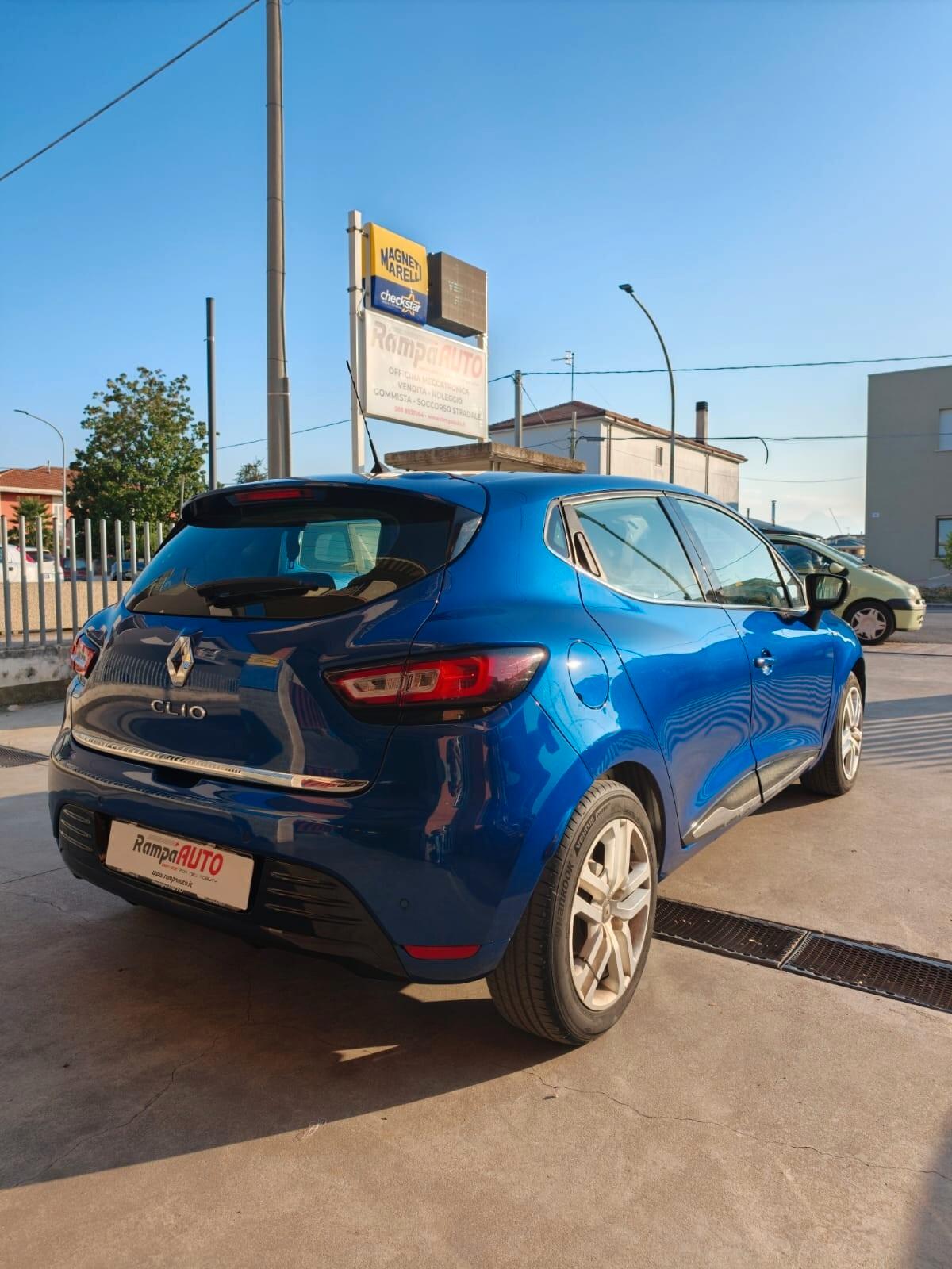 Renault Clio TCe 12V 90 CV GPL 5 porte Moschino Zen