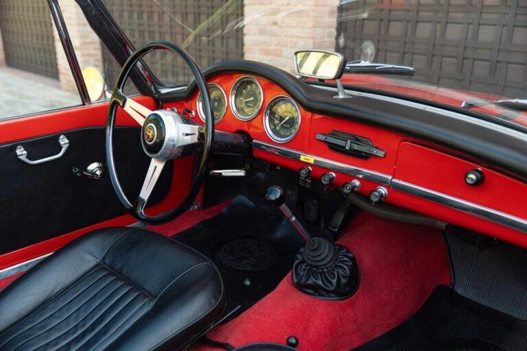 1964 Alfa Romeo Giulia Spider - RDS01661