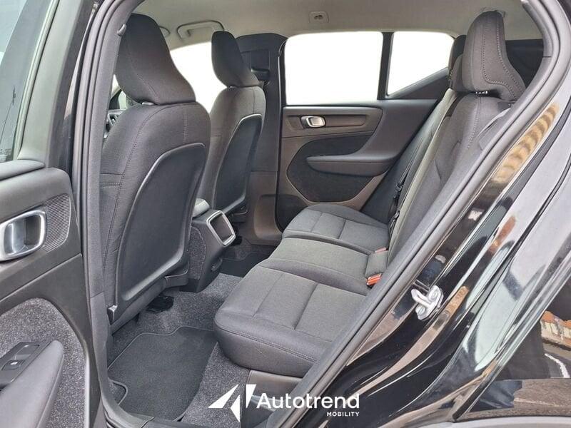Volvo XC40 D3 150 CV Automatica NAVI LED Momentum Core