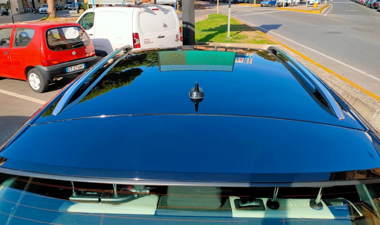 Volkswagen T-Roc 1.5 TSI ACT Advanced + Body kit R